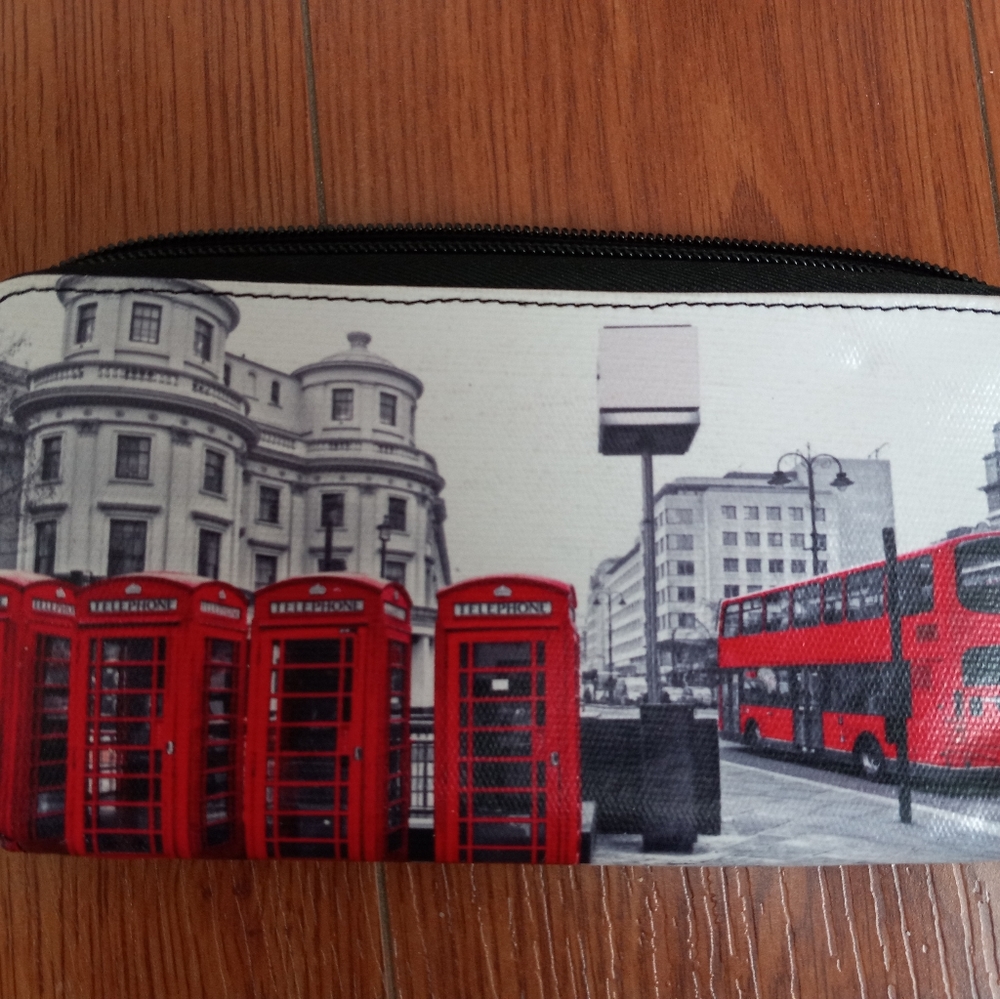 Wallet with picture of London, faux leather